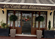 La Table des Marronniers outside