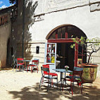 La Taverne Du Musée inside