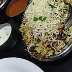 Raviraj Cafe food