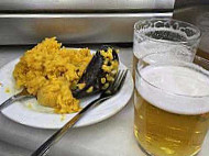 La Cervecería food