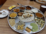 Thaat Baat Restaurant food