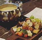 The Melting Pot food