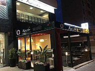 Kazoku Sushi outside