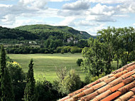 La Terrasse Des Châteaux food