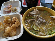 Mai Pho food