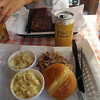 Bogart's Smokehouse food