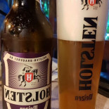 Cocoșu' Roșu Nourriture