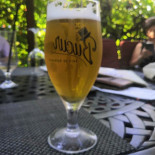 Cocoșu' Roșu À l'intérieur