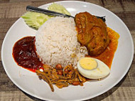 Nasi Lemak Daun Pisang Cik Ta food