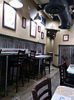 Wingstop inside