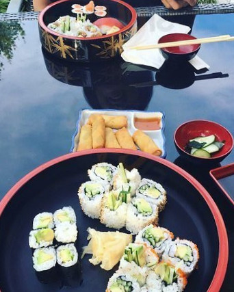 restaurant image
