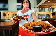 Hooters food