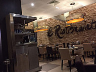 IL Ristorante inside