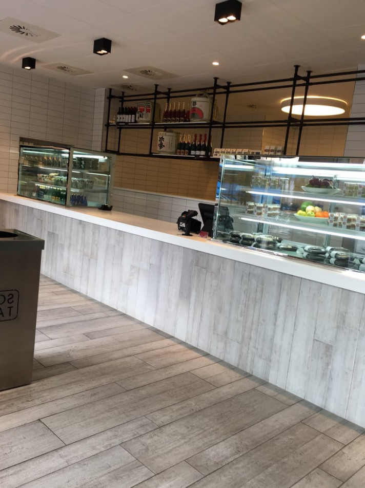 restaurant image
