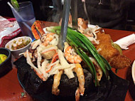 Mariscos Marias food