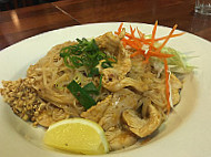 Lemongrass Thai Cuisine Restaurant food