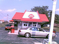 Dairy Queen outside