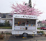 Fou D'crêpes outside