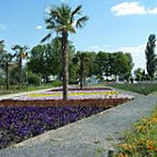 Donauturm Aussichtsturm- u Restaurantbetriebsgesellschaft m.b.H. food