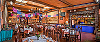 El Meson de Villa Serrano inside