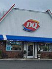 Dairy Queen (treat) outside