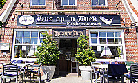 Hus op'n Diek Fischrestaurant inside