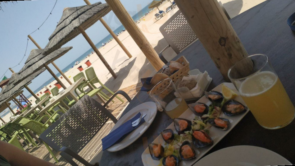 restaurant image