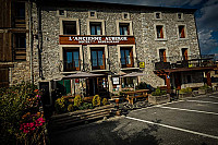 Ancienne Auberge Gmb outside