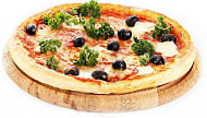 Pizzeria Italia food