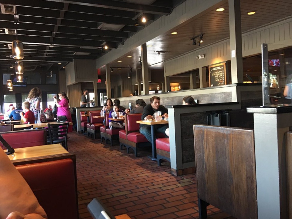 restaurant image