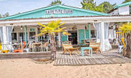 La Petite Playa inside