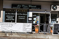 La Crêperie Les Deux Fleuret outside