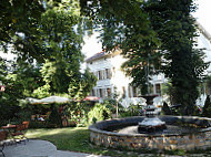 Villa im Paradies outside