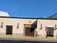 Bodega Roldan En Bollullos Par Del Condado food