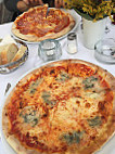 Sole Mio Pizzeria food