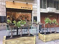 AmoVino outside