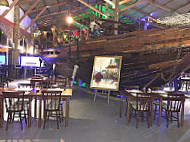 La Barca inside