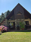 L'auberge Du Mount outside