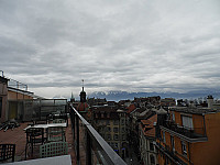 City Lausanne Au Centre inside