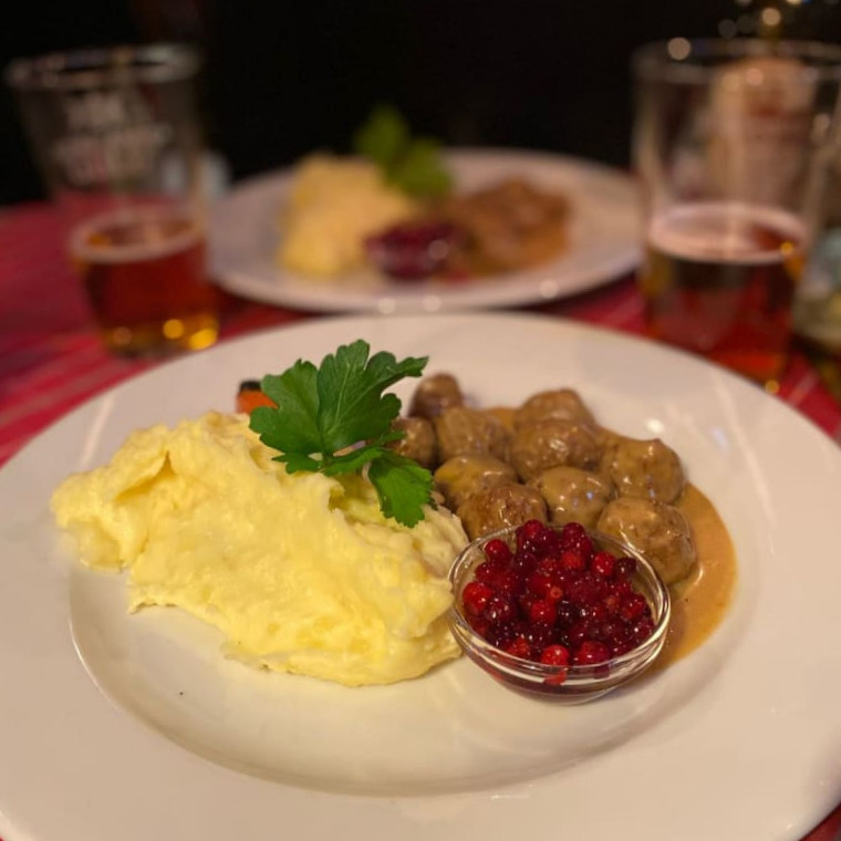 restaurant image