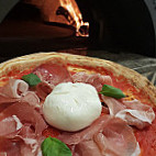 Pizzeria Pizza E Cuore food