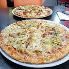 Pizzeria Arslan food