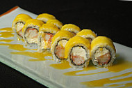 Paru Inkas Sushi & Grill food