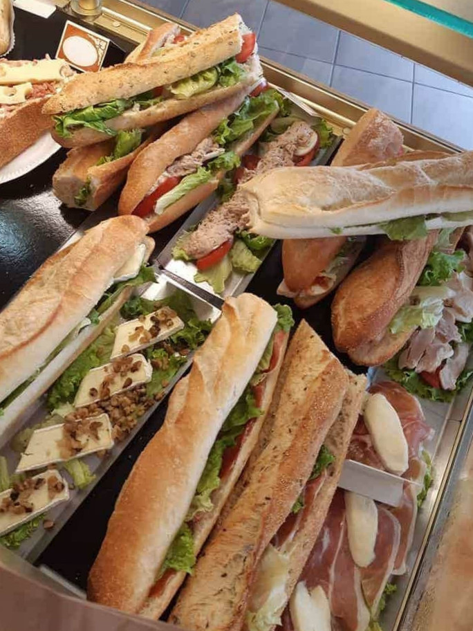 restaurant image