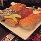 Sushi Hanaki food