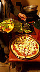 Pizza Viva food