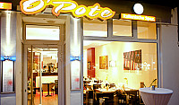 O'Pote inside