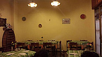 Fra Diavolo inside