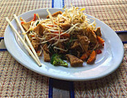 Siri Thai Cuisine food