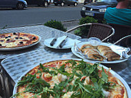 Die Pizzabackerei food